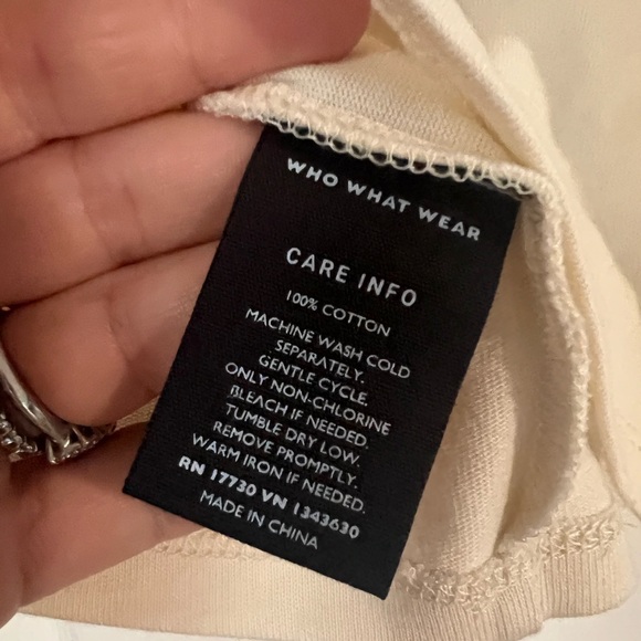 Who What Wear Women's Ruffle Long Sleeve Knit Top cream Off White size L EUC - Picture 7 of 7